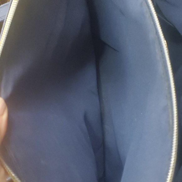 Kenneth Cole Reaction Satchel Purse - Picture 5 of 6